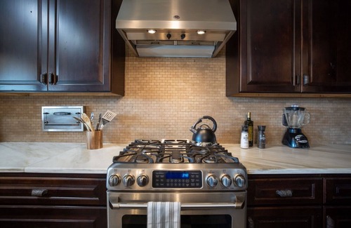 Monte De Paz Casa | Lux 5BR in Scottsdale: Pickleball, Pool & Golf!