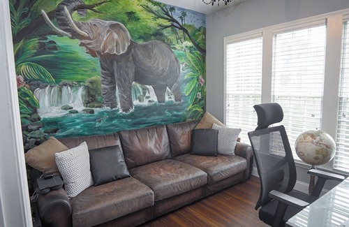 Church Street Casa | Luxury 5BR Near ATL – Sauna, Bar, EV Charger port, Fenced Yard, Media Room