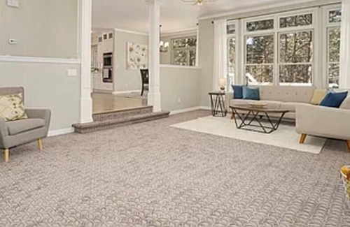 Monument Casa | Luxury 5BR Pet Friendly Home on 5 acres w/ Hot Tub