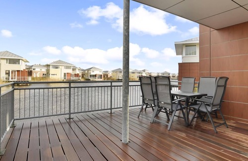 Anjum Casa | Luxury 6-person residence in the holiday park Landal Esonstad