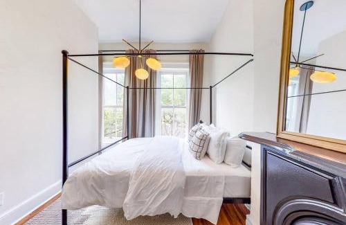 Phoenix Hill Casa | Luxury 8 Bed/4 Ba NuLu Home Private yard/parking