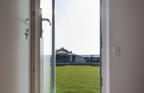 Vir Villa | Luxury 8 bedroom villa with pool & jacuzzi 100 m from the sea