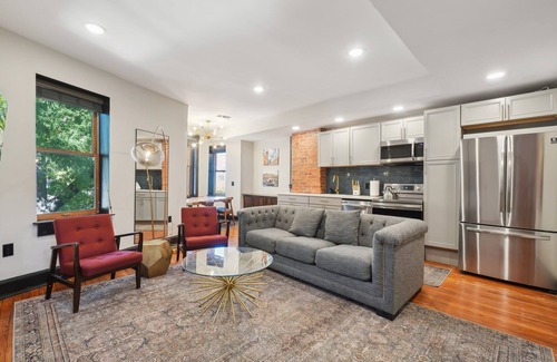 Shaw Apartamento | Luxury 8BR/7BA Mansion | Historic in DC's Heart