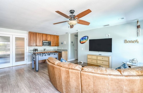 Butler Beach Casa | Pelican's Beach Retreat con piscina privada.