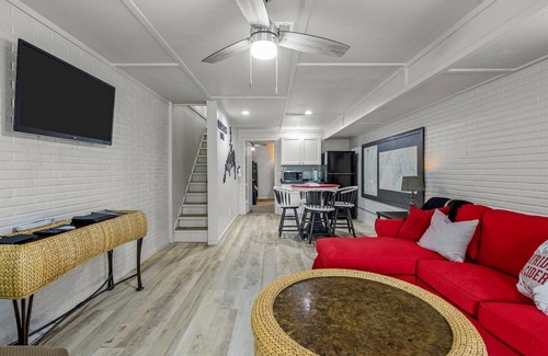 Lampe Cabina | Luxury A Frame at Table Rock Lake! Sleeps 8!