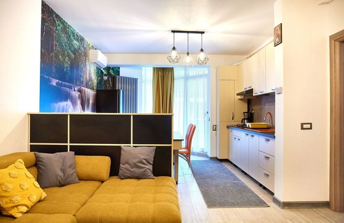 Mamaia-Sat Apartamento | Luxury Alezzi