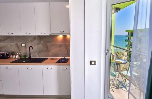 Mamaia-Sat Apartamento | Luxury Alezzi