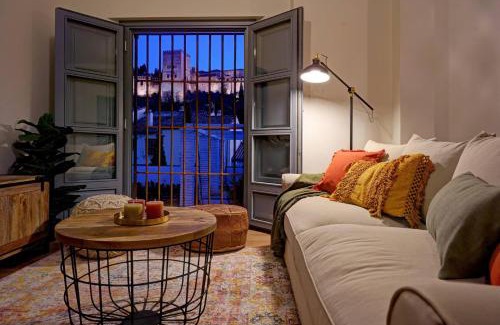 San Pedro Apartamento | Luxury Alhambra Views Apartment