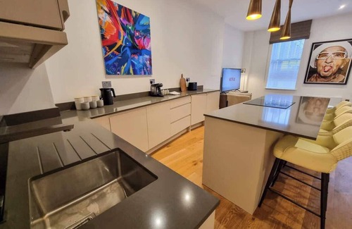 Trafford Apartamento | Luxury Altrincham Flat by City SuperHost