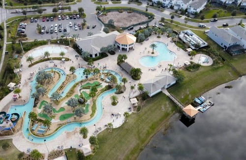 Kissimmee Casa | Luxury and Fun 9BR near DISNEY PARKS