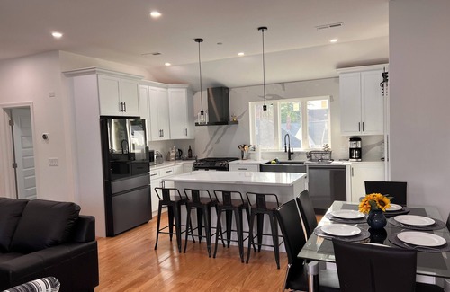 Danvers Apartamento | Luxury and Modern Apt near Mall/ Hospital