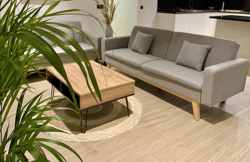 Talamanca Apartamento | LUXURY APARTMENT MARINA BOTAFOCH