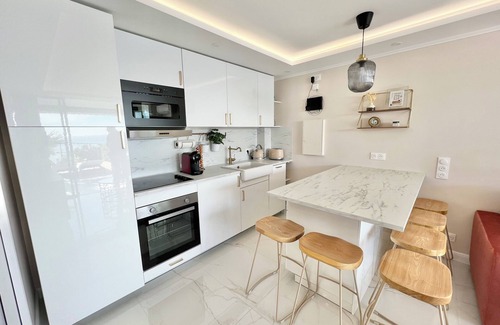 Cap d'Ail Apartamento | Luxury apartment AC sea view 5min to Monaco ! Overflowing swimming pool