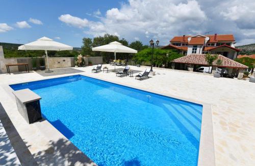 Danilo Villa | Luxury apartment Bulin