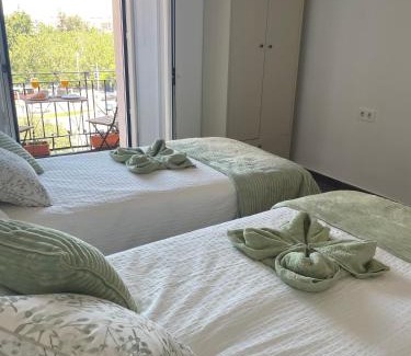 Camino de Ronda Apartamento | Luxury apartment close to everything