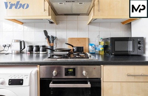 Epsom Apartamento | Luxury Apartment For Short Lets and Serviced Accommodation Epsom with Parking