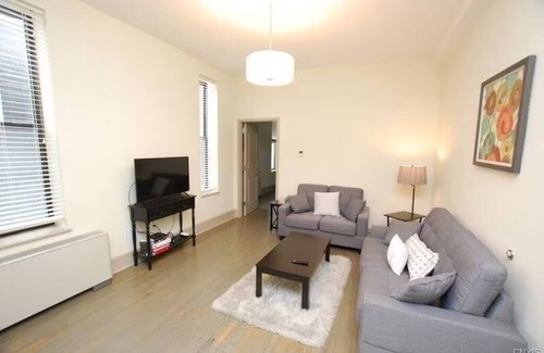 Utica Apartamento | Luxury Apartment in Downtown Utica