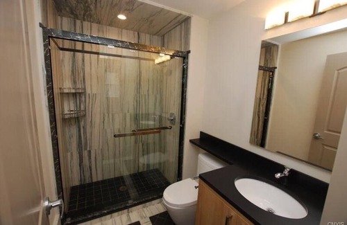 Utica Apartamento | Luxury Apartment in Downtown Utica