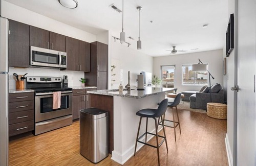 University District Apartamento | Luxury Apartment in Grandview