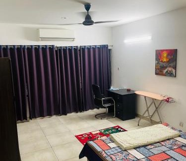 Dhaka Apartamento | Luxury Apartment in Gulshan 2 Next to 5 Star Renaissance Hotel
