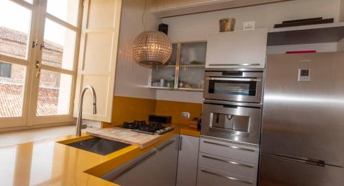 Langhe and Roero Apartamento | LUXURY APARTMENT in the Center of Alba!