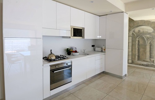 Sala Comacina Apartamento | Apartamento de lujo con piscina privada en Sala Comacina para 2-4 personas