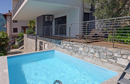Sala Comacina Apartamento | Apartamento de lujo con piscina privada en Sala Comacina para 2-4 personas