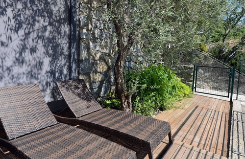 Sala Comacina Apartamento | Apartamento de lujo con piscina privada en Sala Comacina para 2-4 personas