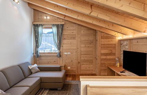 Vigo di Fassa Apartamento | Luxury Apartment Majon de Rita