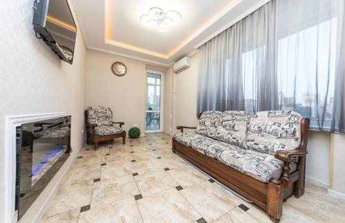 Lypky Apartamento | Luxury Apartment near ТЦ Україна