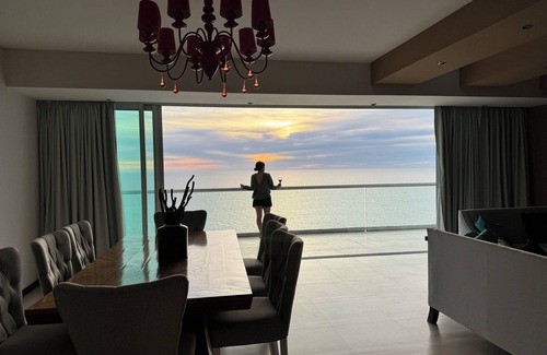 Quintas del Mar Apartamento | Departamento de lujo vista al mar piso 15