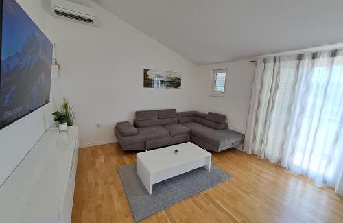 Podstrana Apartamento | luxury apartment on top floor