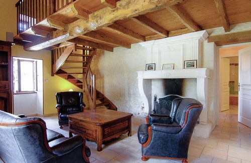Saint-Preuil Villa | Apartamento histórico en Saint-Preuil con piscina climatizada