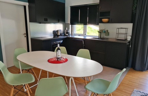 Reichenau Apartamento | Luxury Apartment With Stunning Mountain View