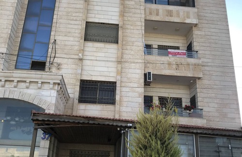 Al Jubeiha Apartamento | Luxury Apartment with complete furniture in Amman