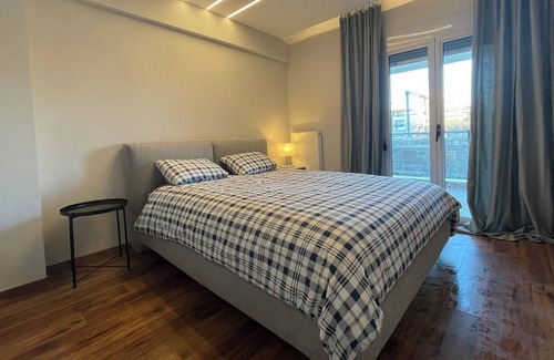 Ampelokipoi-Menemeni Apartamento | Luxury Apartment with great parking possibilities