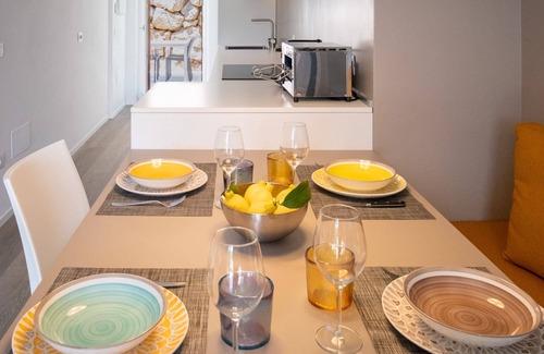 Procchio Casa | Luxury apartment with private access to the sea.