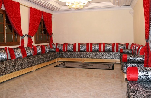 El Hara Villa | Apartamento de lujo con aire acondicionado y a solo 1 minuto a pie de Hammam & Shops.