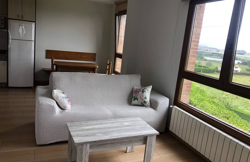 Mogro Cabaña | Apartamento de lujo con piscina y pista de tenis. Frente playa de Usil-Mogro