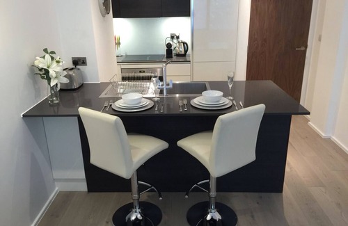 Mortlake Apartamento | * * APARTAMENTO DE LUJO APARCAMIENTO PRIVADO DE HEATHROW con LONDON-