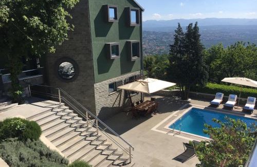Bregi Apartamento | Luxury Apartment with private pool and 2 bedrooms in Villa Opatija Bay View