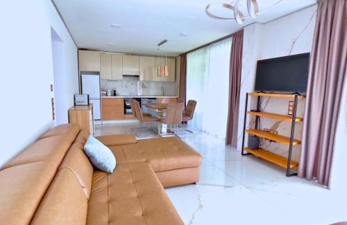 Balatonalmadi Apartamento | Luxury Apartments in Balatonalmádi I Almádi Lux Apartman IV - Velvet Oak