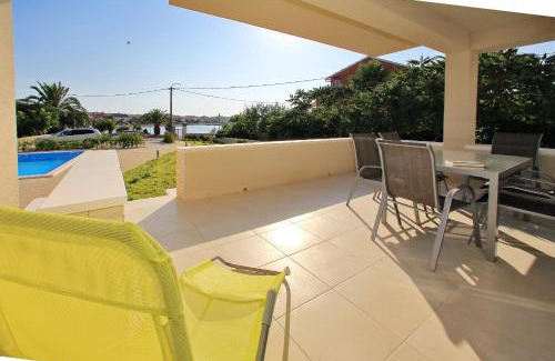 Bibinje Apartamento | Luxury Apartments SIKIRIC 2 with Fantastic View on the sea