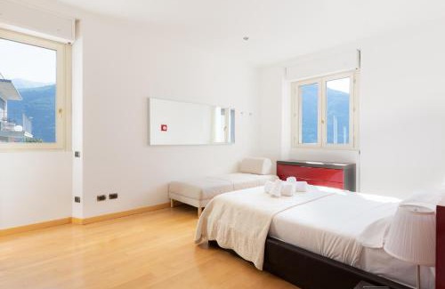 Laglio Apartamento | Luxury Apartments with share Pool
