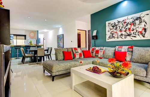 Tohoku Apartamento | Apartamento de lujo a pocos pasos de la playa y 5th Ave