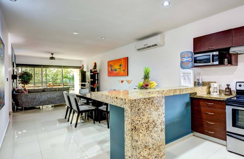 Tohoku Apartamento | Apartamento de lujo a pocos pasos de la playa y 5th Ave