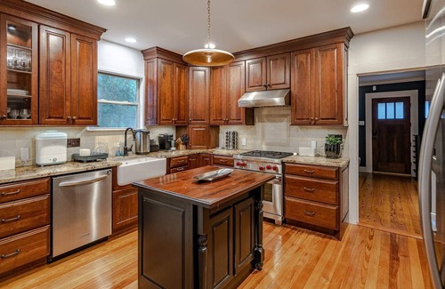 Westfield Apartamento | Luxury Apartment Near Town Lake - Walk to Zilker!