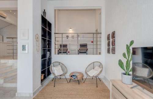 Tice Apartamento | Luxury apt w shared pool 3 balconies and terrace