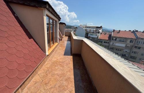 Kazanlak Apartamento | Luxury attic apartment, Centre, Two big terraces