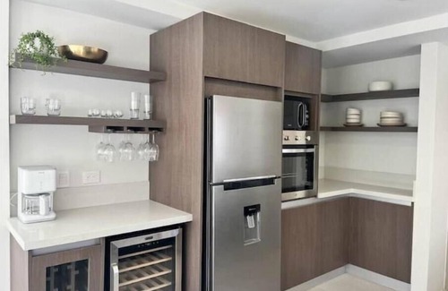 Ensenada Casa | Luxury awaits! New home, 10 min to Valle de Guadalupe.